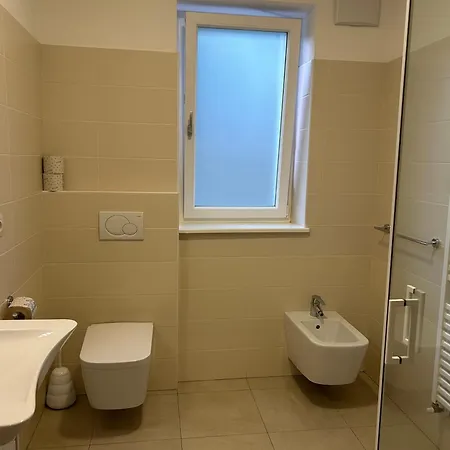 - Al Porto Apartment *